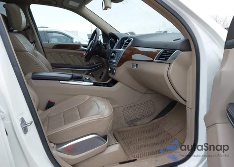 2013 Mercedes-Benz Gl 550 4Matic z USA, uszkodzony, nr VIN 4JGDF7DEXDA149770